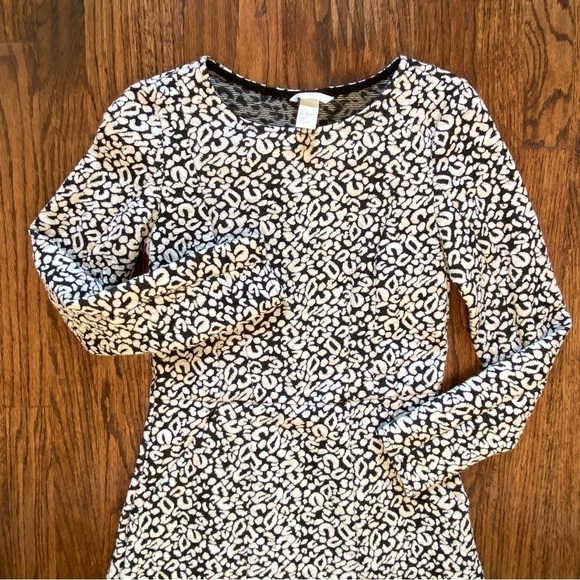 H&M Textured Long Sleeved Dress w/Pockets in Black & White Size Small (EUC) - Picture 3 of 16